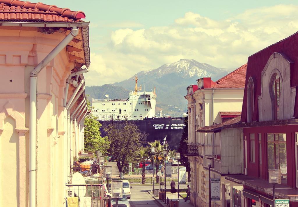 Batumi Summer Hotel מראה חיצוני תמונה